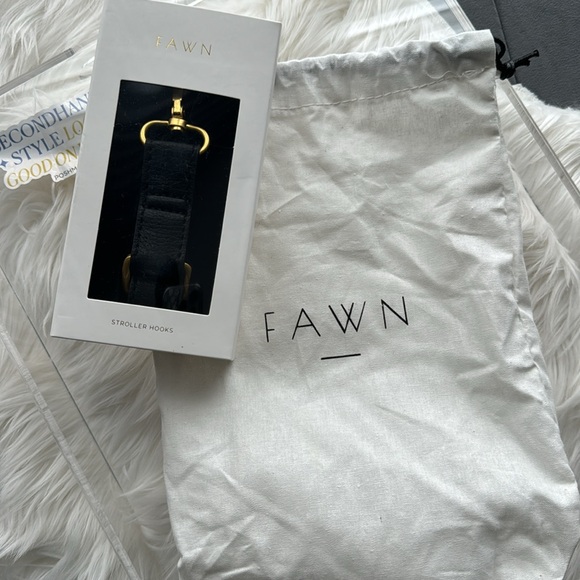 FAWN stroller hooks for diaper bag - Picture 2 of 4